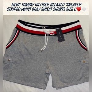 New! Tommy Hilfiger Relaxed ‘Sneaker’ Striped Waist Gray Sweat Shorts Size L♥️🤍